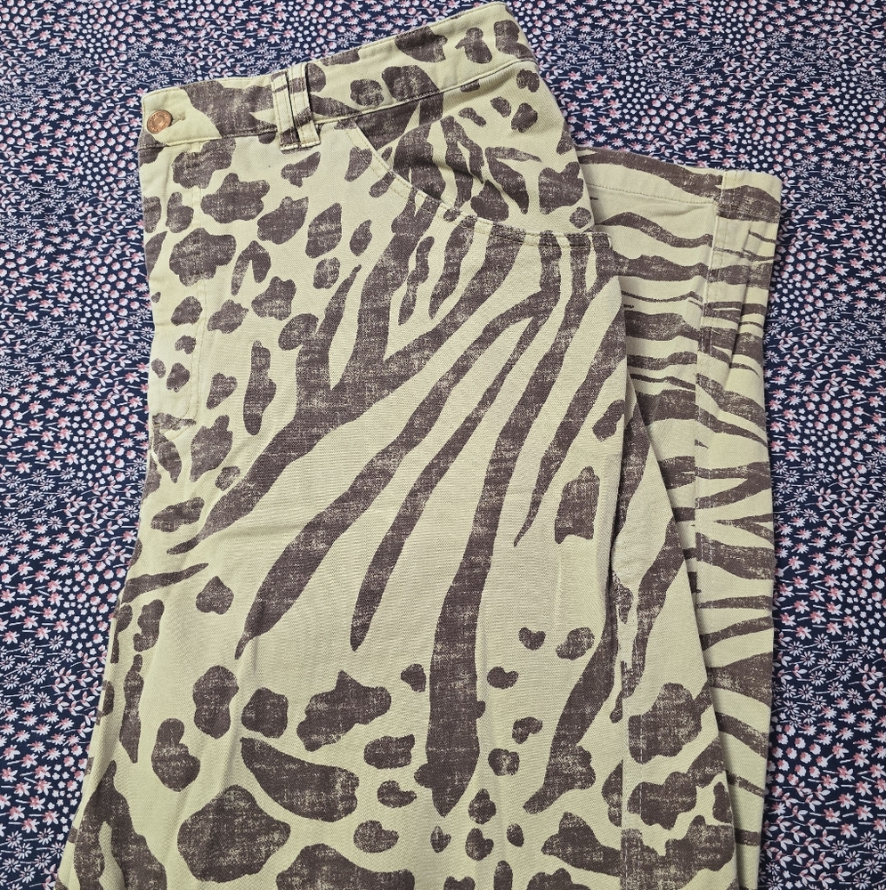 Pilcro Wide Leg Pants - Brown and Cream - Picture 2 of 5